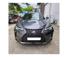 LEXUS UX250H FULL OPTIONS f-SPORT PARFAIT ETAT