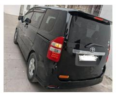 Toyota Noah 3e Génération Full Options