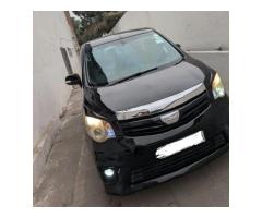 Toyota Noah 3e Génération Full Options